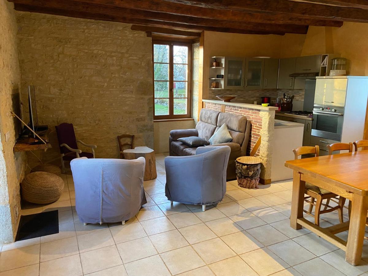 Notre Petite Maison Dans La Prairie Saint-Germain-du-Bel-Air Ngoại thất bức ảnh